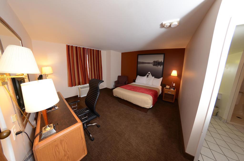 King Room - Non-Smoking